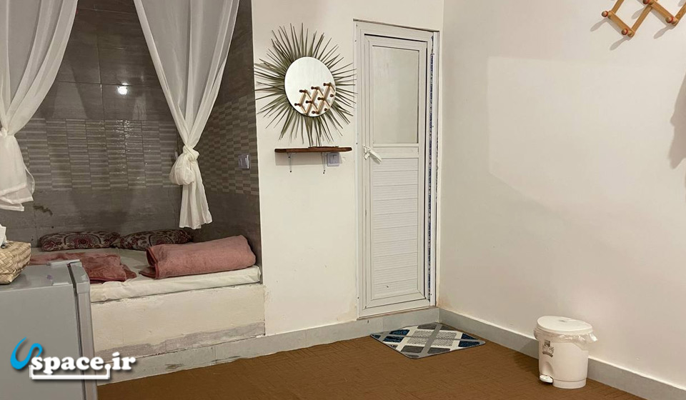 نمای داخلی اتاق شماره سه اقامتگاه سرای سفید - قشم - روستای گورزین
